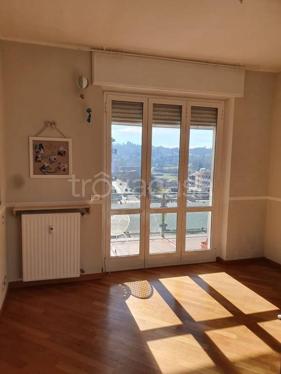 appartamento in vendita a Valenza