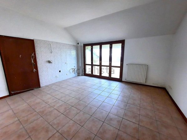 appartamento in vendita a Valenza