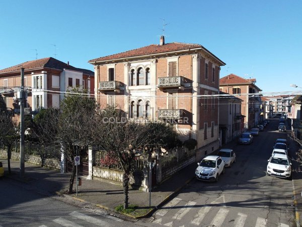 intera palazzina in vendita a Valenza