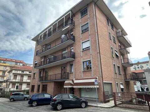 appartamento in vendita a Valenza