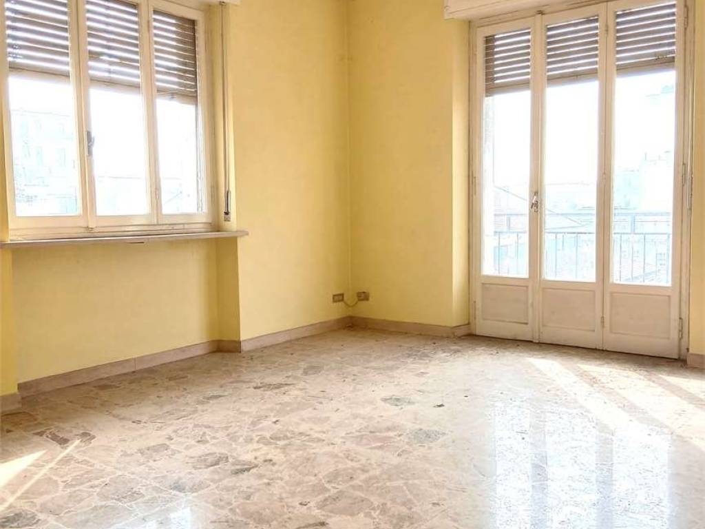 appartamento in vendita a Valenza