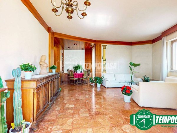 appartamento in vendita a Valenza
