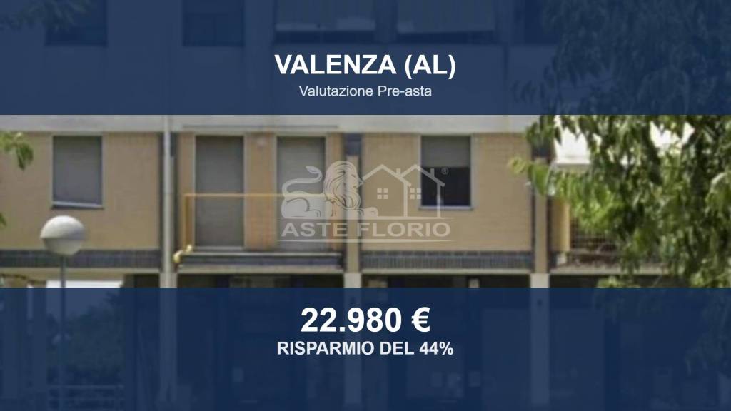 negozio in vendita a Valenza