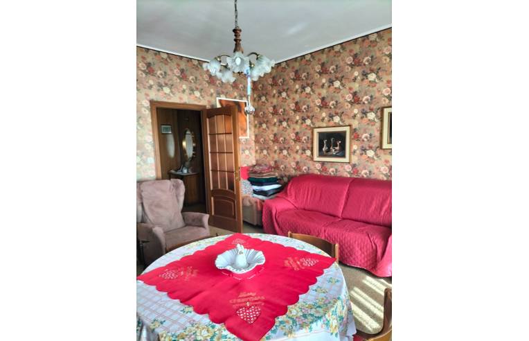 appartamento in vendita a Valenza