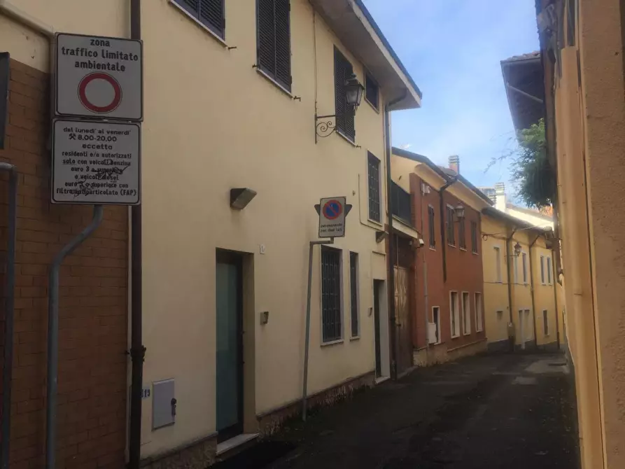 negozio in vendita a Valenza
