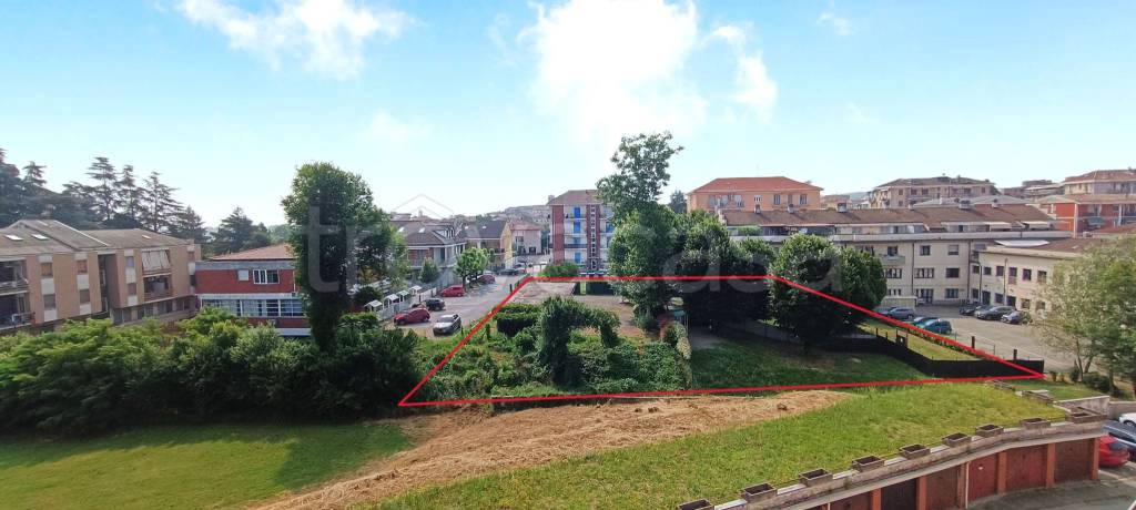 terreno edificabile in vendita a Valenza