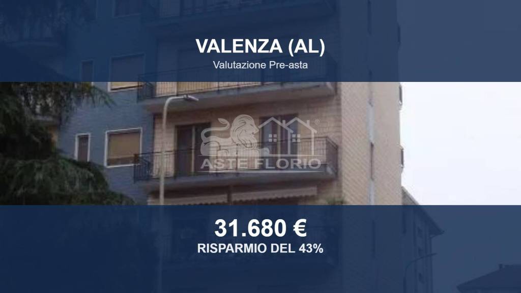 negozio in vendita a Valenza