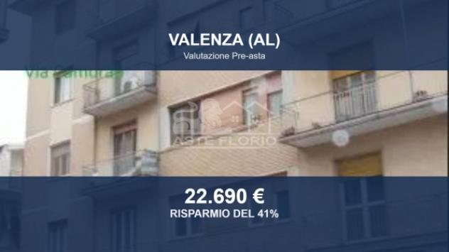 appartamento in vendita a Valenza