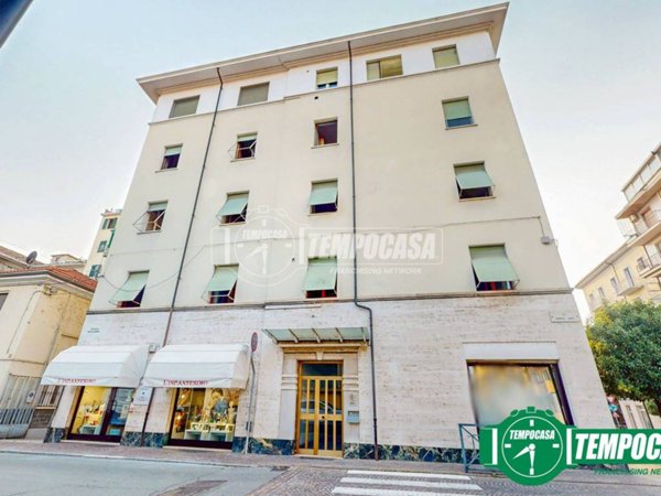 appartamento in vendita a Valenza