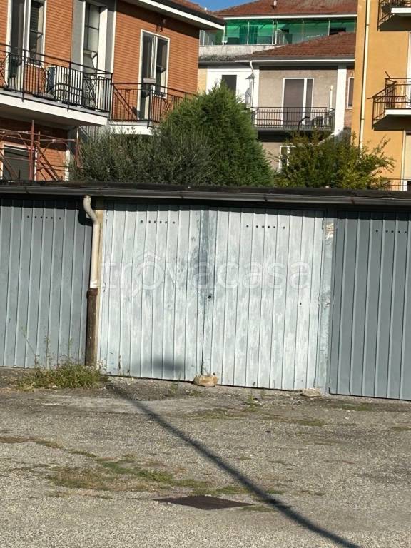 box auto in vendita a Valenza