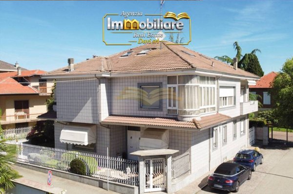 casa indipendente in vendita a Valenza