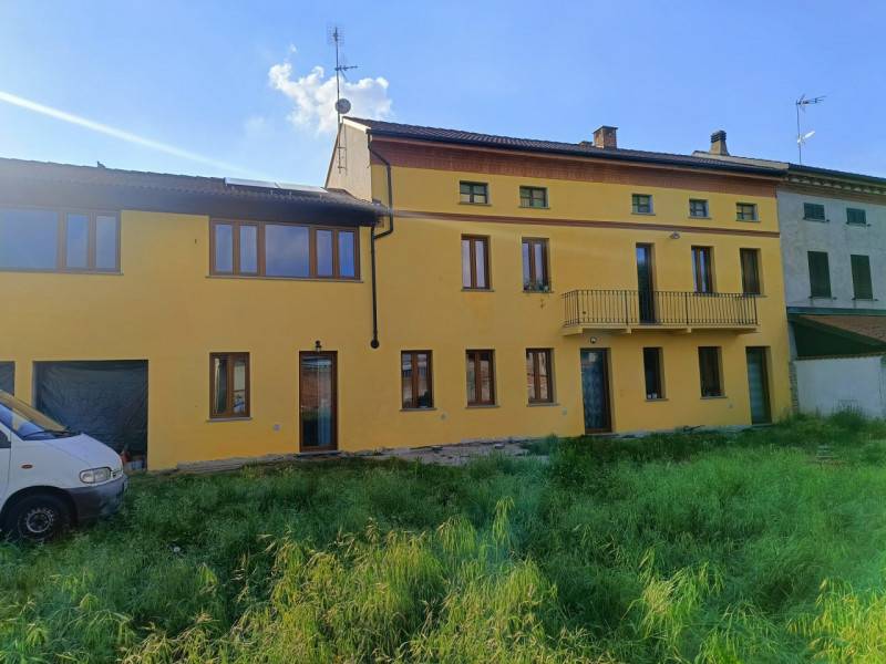 casa indipendente in vendita a Valmacca