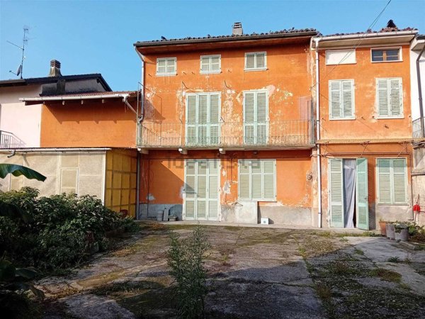 casa indipendente in vendita a Valmacca in zona Rivalba