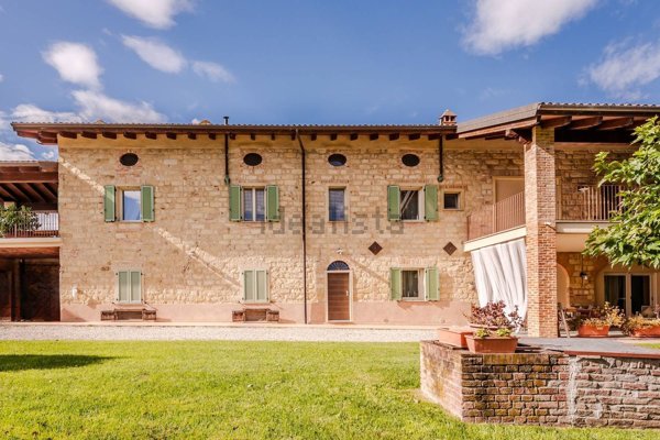 casa indipendente in vendita a Vignale Monferrato
