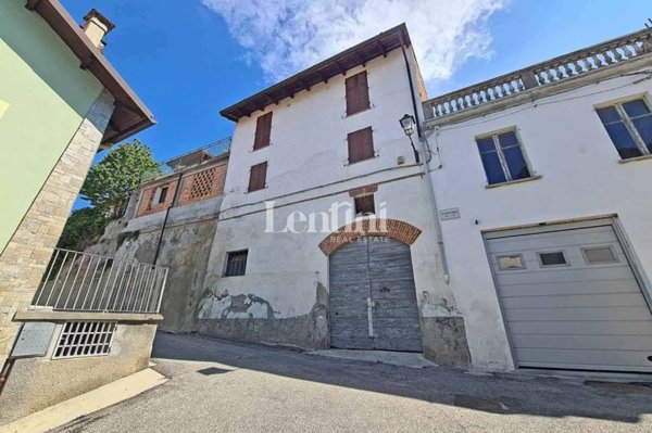 casa indipendente in vendita a Vignale Monferrato
