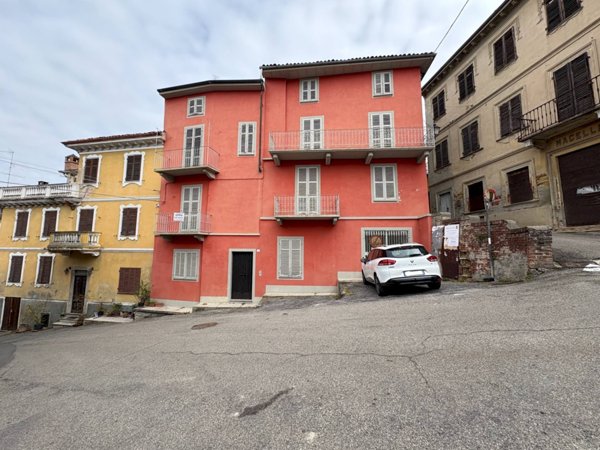 casa indipendente in vendita a Vignale Monferrato