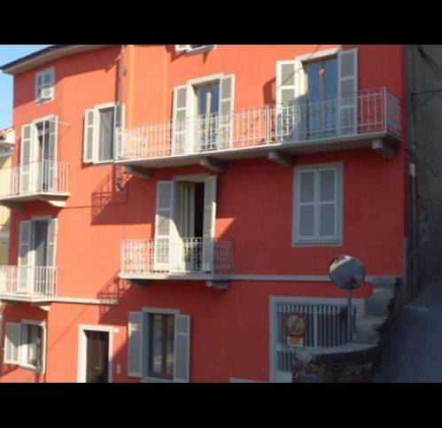 casa indipendente in vendita a Vignale Monferrato