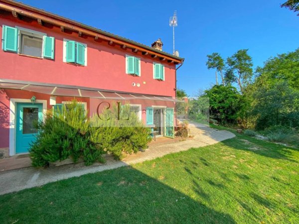 casa indipendente in vendita a Vignale Monferrato
