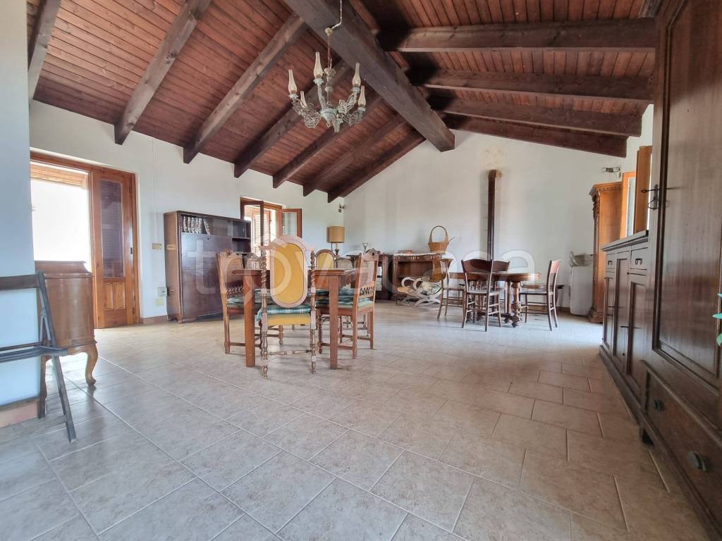 casa indipendente in vendita a Vignale Monferrato