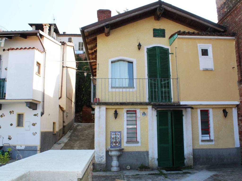 casa indipendente in vendita a Vignale Monferrato