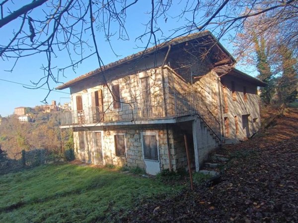 casa indipendente in vendita a Vignale Monferrato