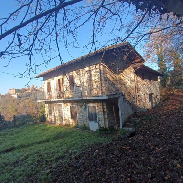 casa indipendente in vendita a Vignale Monferrato