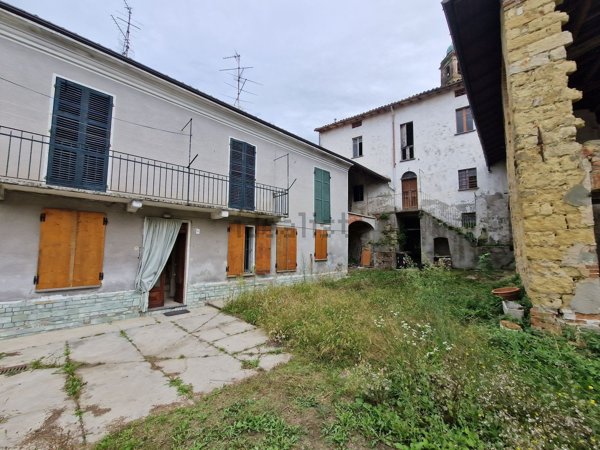 casa indipendente in vendita a Vignale Monferrato