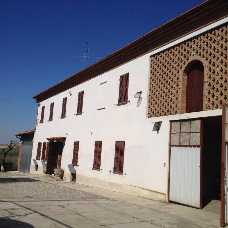 casa indipendente in vendita a Vignale Monferrato