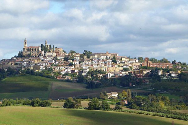 villa in vendita a Vignale Monferrato