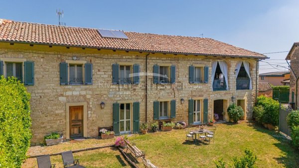 casale in vendita a Vignale Monferrato