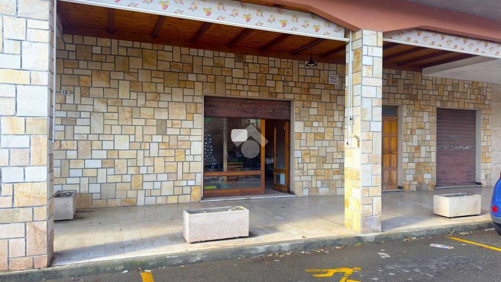 negozio in vendita a Vignole Borbera