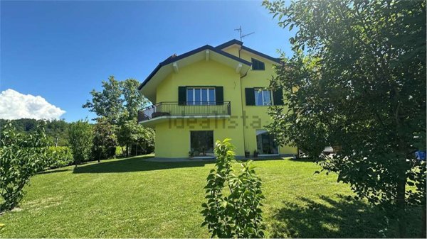 casa indipendente in vendita a Vignole Borbera