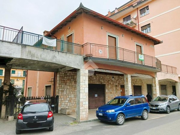 casa indipendente in vendita a Vignole Borbera
