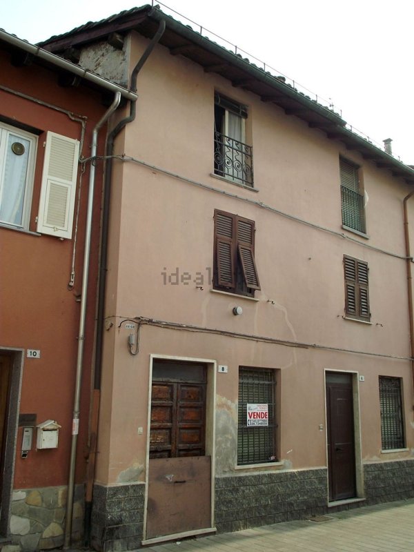 casa indipendente in vendita a Vignole Borbera