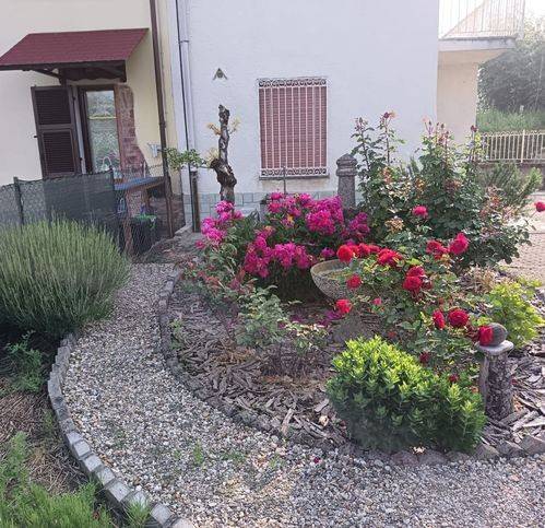 casa indipendente in vendita a Vignole Borbera