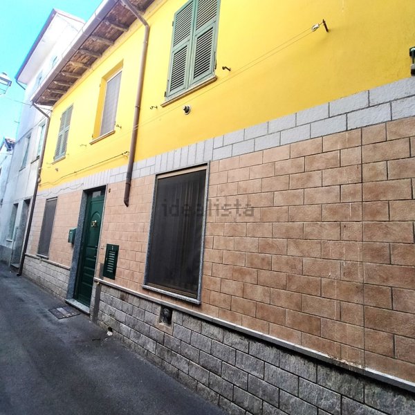 casa indipendente in vendita a Vignole Borbera