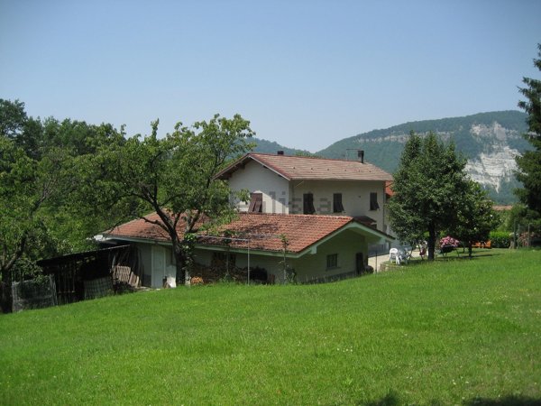 casa indipendente in vendita a Vignole Borbera in zona Variano Superiore