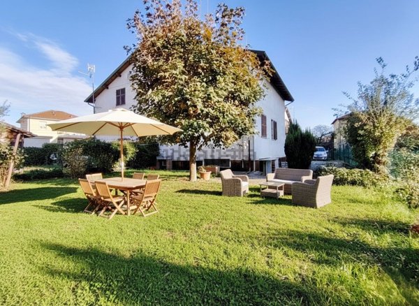 casa indipendente in vendita a Vignole Borbera