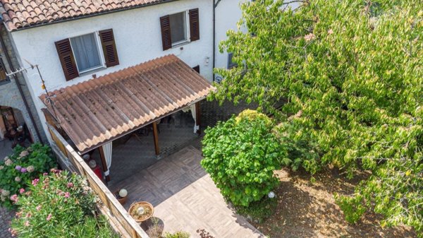 casa indipendente in vendita a Vignole Borbera