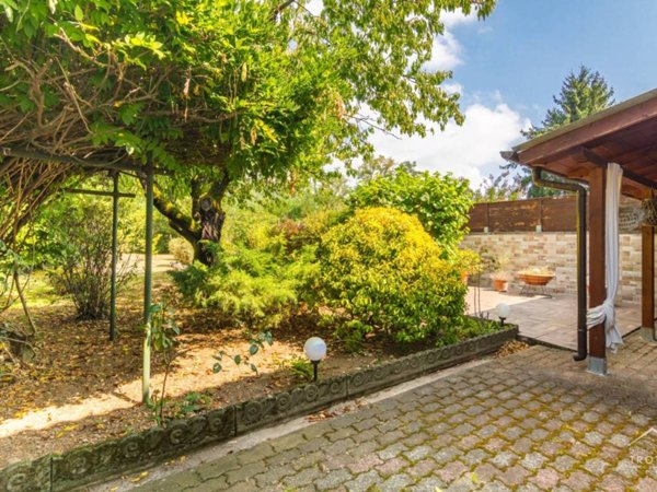 casa indipendente in vendita a Vignole Borbera