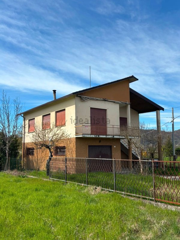 casa indipendente in vendita a Vignole Borbera in zona Variano Superiore