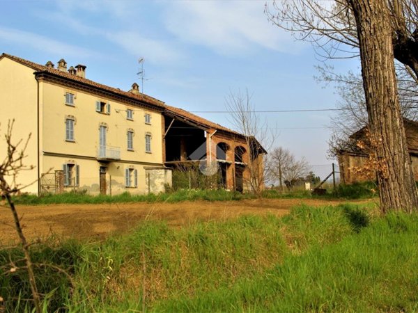 casa indipendente in vendita a Viguzzolo