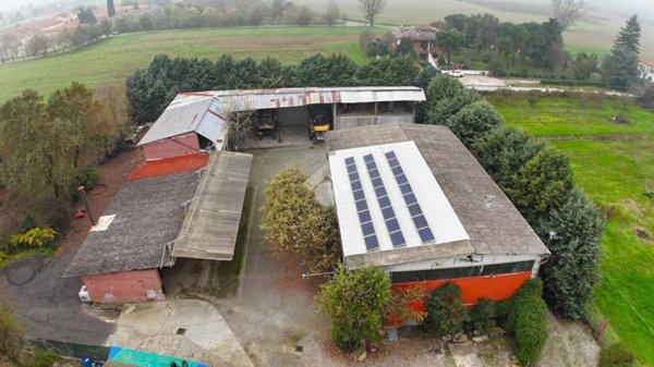 locale commerciale in vendita a Viguzzolo