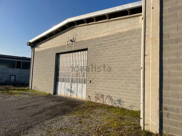 capannone in vendita a Viguzzolo