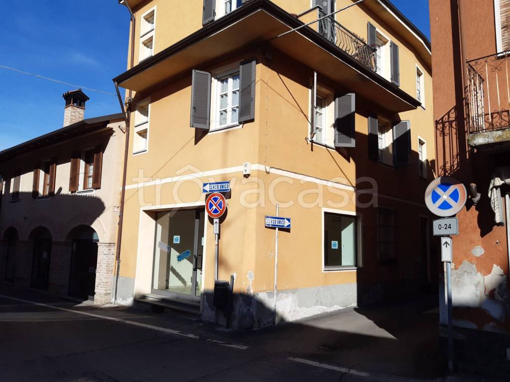 negozio in vendita a Viguzzolo
