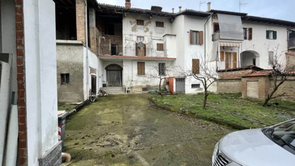 casa semindipendente in vendita a Viguzzolo
