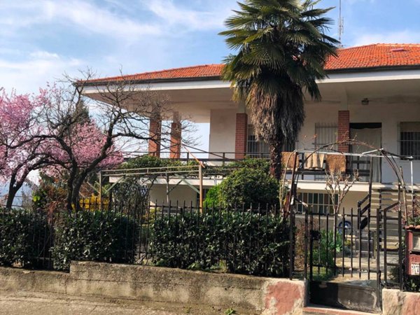 casa indipendente in vendita a Villadeati