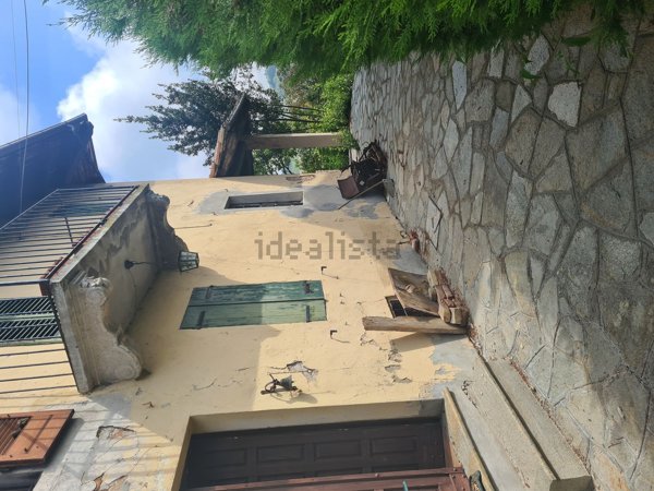 pentavano in vendita a Villadeati in zona Zanco