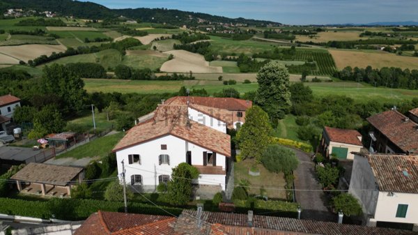 casa indipendente in vendita a Villadeati in zona Zanco