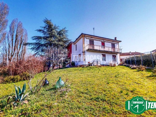 appartamento in vendita a Villalvernia